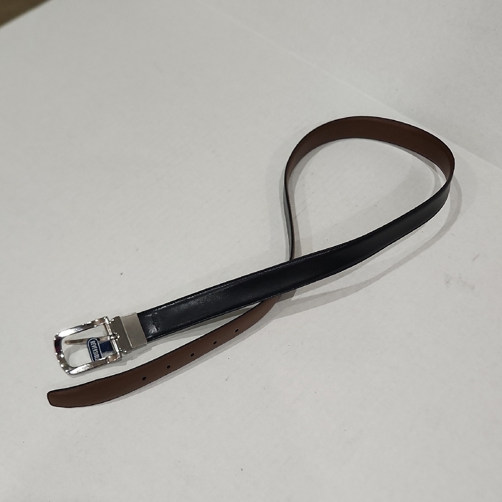 NWOT Men's Black and Brown Leather Belt Size 40